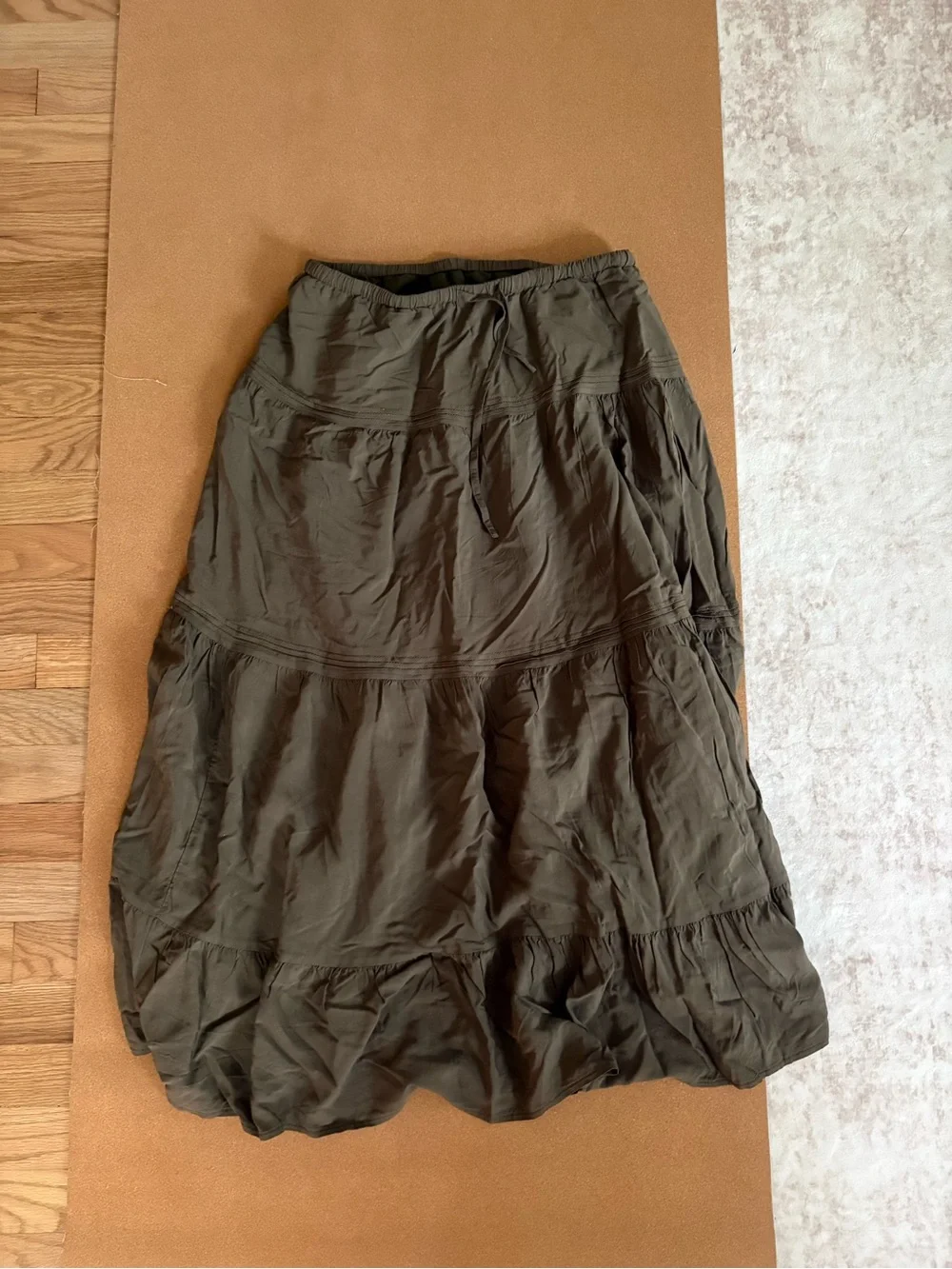 SHEIN Olive Tiered Midi Skirt